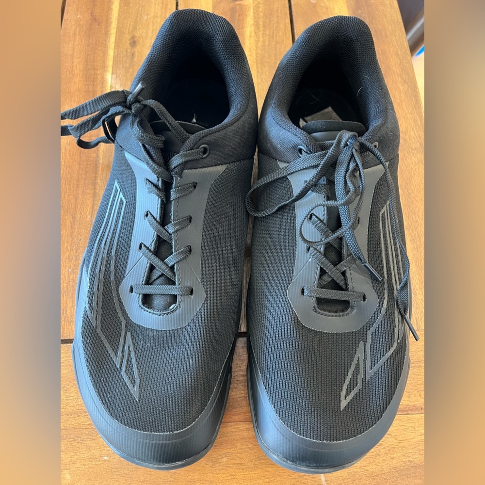 AVANCUS TRAINING SHOES
Apex Power V1.5 Shoes Black